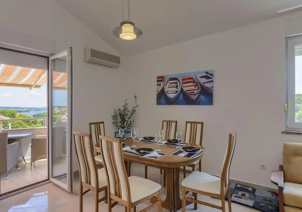 Apartment D. Bella Donna Premantura Croatia