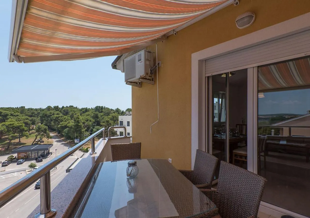 Apartment D. Bella Donna Premantura