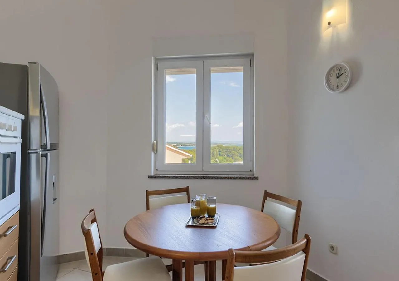 Apartment D. Bella Donna Premantura